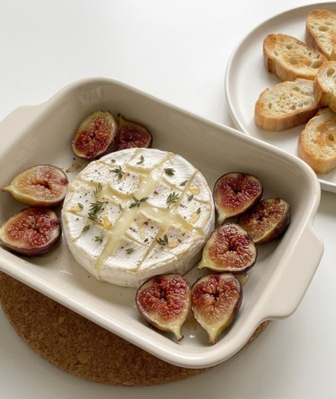 Camembert al horno con higos y miel