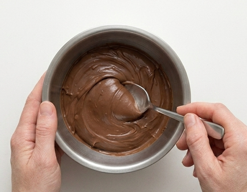 Bollitos Círculo Rojo caseros, rellenos de cacao y avellanas