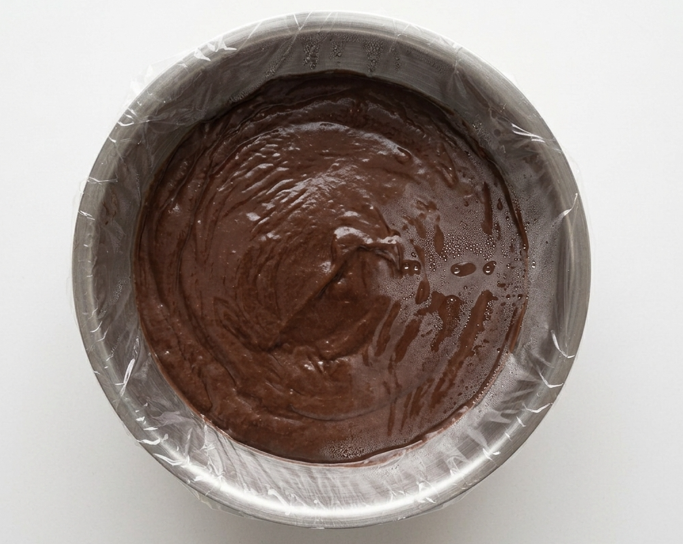 Cuernos rellenos de chocolate, el bollo de pastelería que no lleva hojaldre