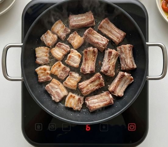 Frita de porc de Ibiza y Formentera, así cambia la carne de una isla a otra