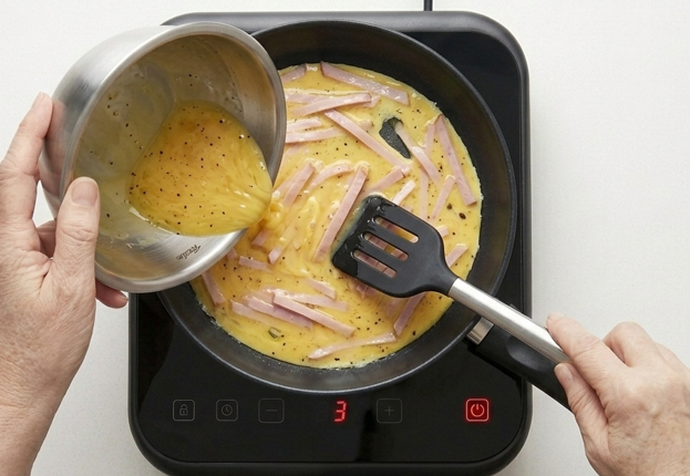 Gramajo, el revuelto argentino de jamón y patatas paja