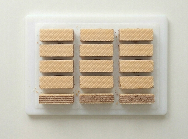 Huesitos caseros, capas crujientes cubiertas de chocolate