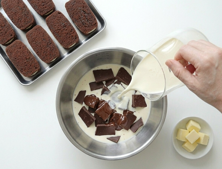 Así se hacen unos Kinder Delice caseros bien jugosos