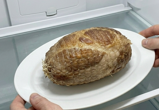 La Reverencia, el bocadillo gaditano de carne mechá que se come haciendo honor a su nombre