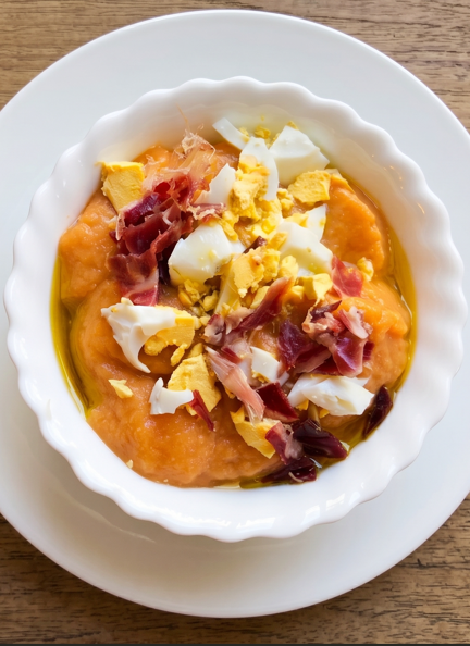 Salmorejo cordobés casero. Receta andaluza fácil paso a paso