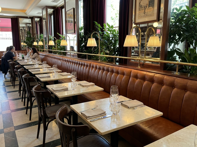 Salsa Café de París: la historia del secreto suizo que conquistó el entrecot y dónde probarla