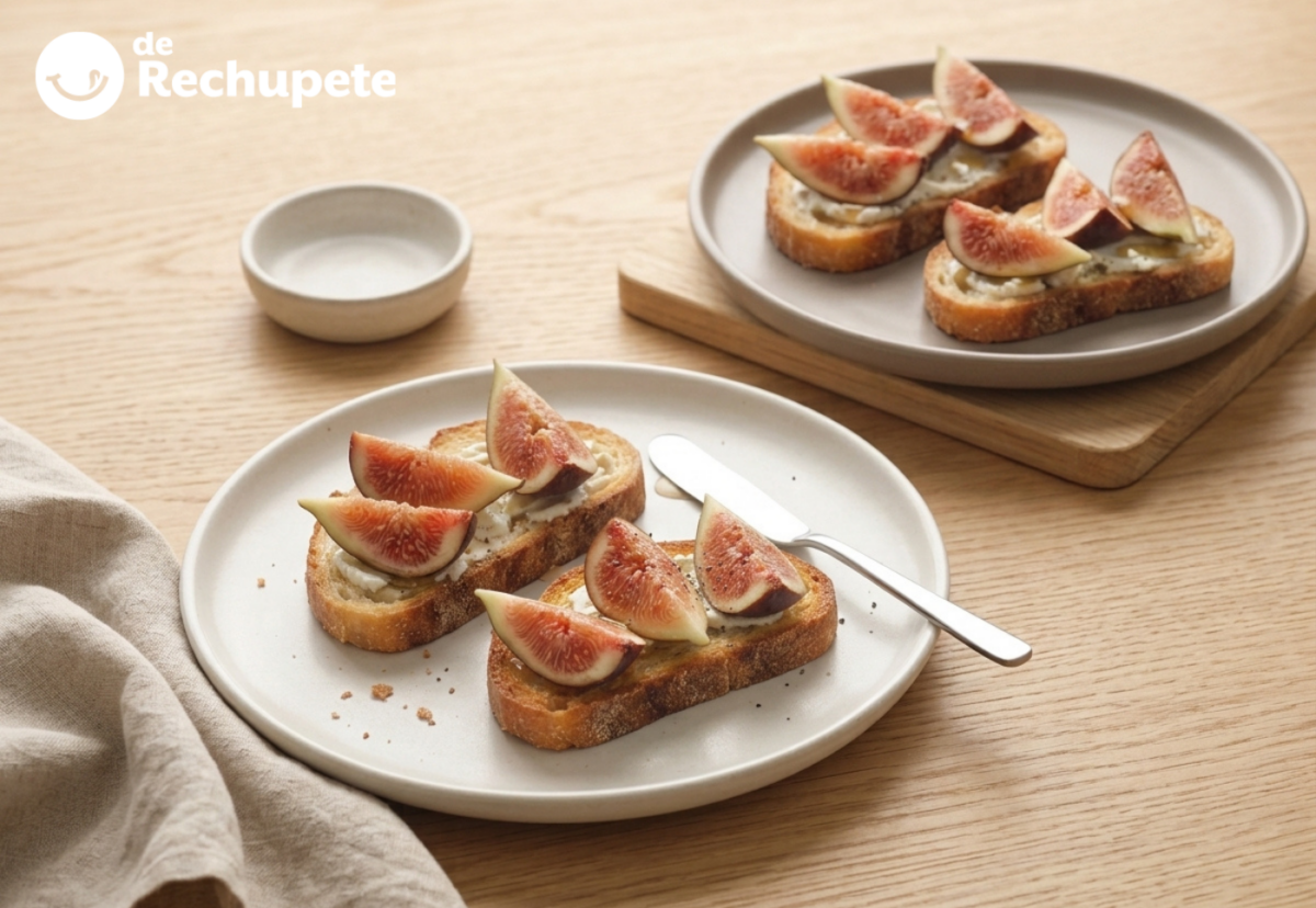 Tosta de higos con queso de cabra y miel, el bocado de final de verano