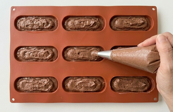 Zebras rellenas de cacao, con su cobertura blanca y las rayas de chocolate