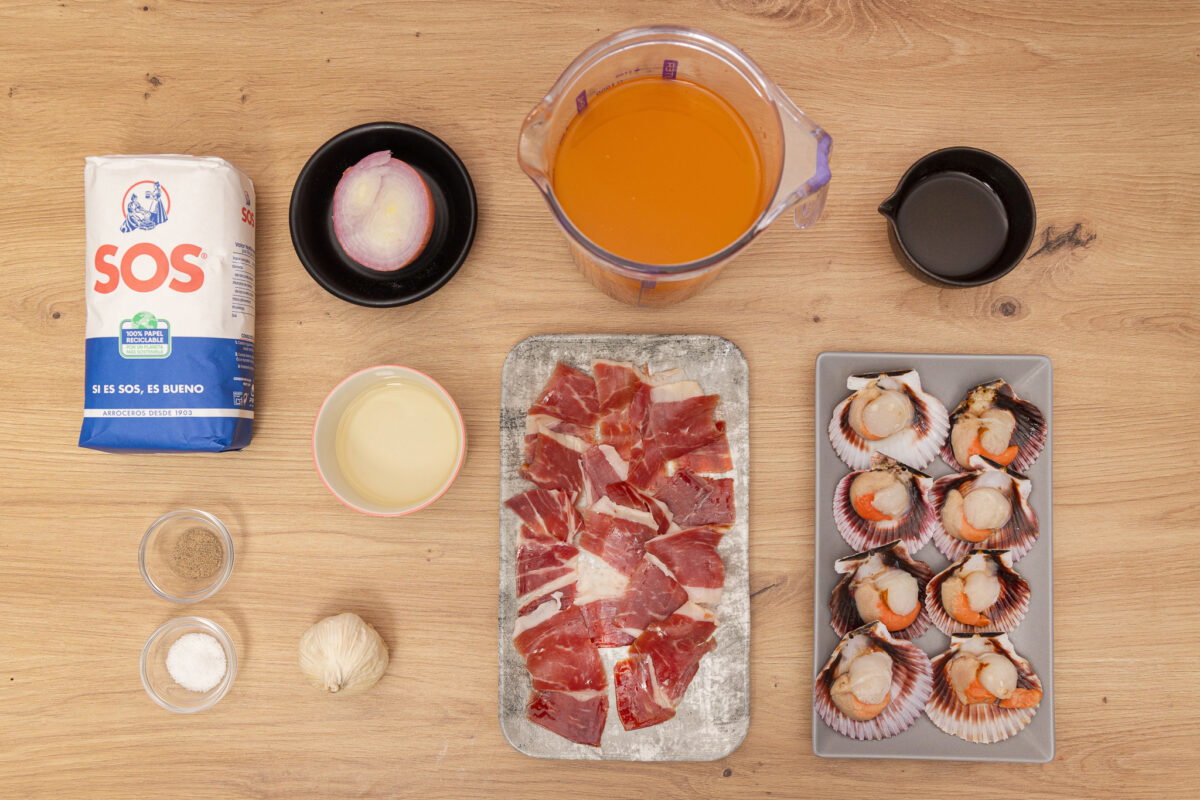 Arroz con vieira y jamón ibérico crujiente. Receta para sorprender a tu pareja o amigos en Navidad