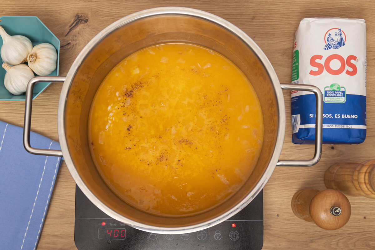 Arroz con vieira y jamón ibérico crujiente. Receta para sorprender a tu pareja o amigos en Navidad