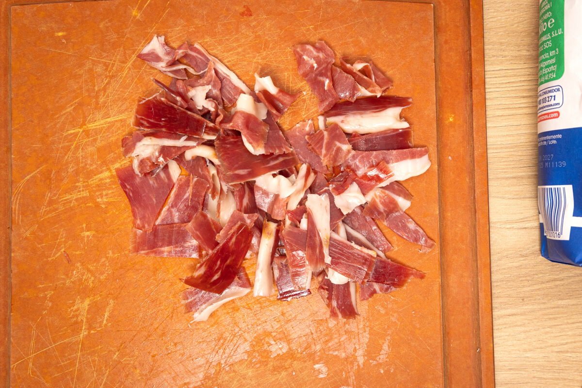 Arroz con vieira y jamón ibérico crujiente. Receta para sorprender a tu pareja o amigos en Navidad
