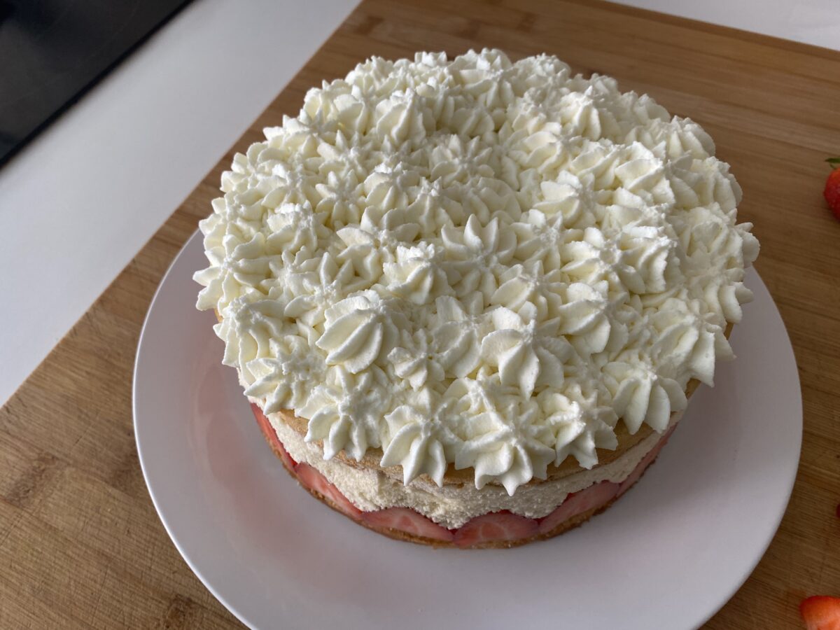 Tarta Fraisier de fresas: receta francesa paso a paso como en pastelería
