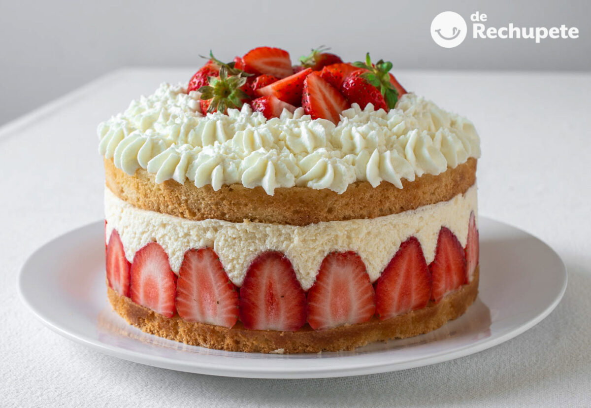 Tarta Fraisier de fresas: receta francesa paso a paso como en pastelería