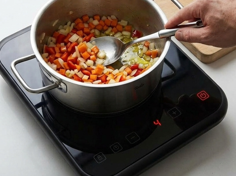 Crema fría de lentejas con verduras, fácil y sabrosa