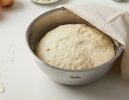 Fugazzeta argentina: la pizza rellena de queso y cubierta de cebolla