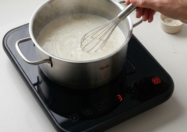 Galatopita griega sin filo, el pastel de leche de Mani