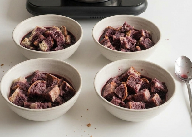 Sopas de burro cansado: pan, vino tinto y azúcar en un dulce gallego