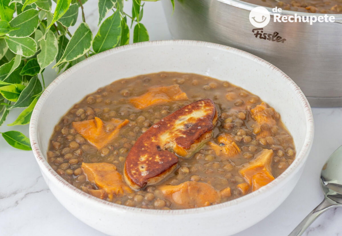 Lentejas con foie y setas. Receta fácil para una ocasión especial