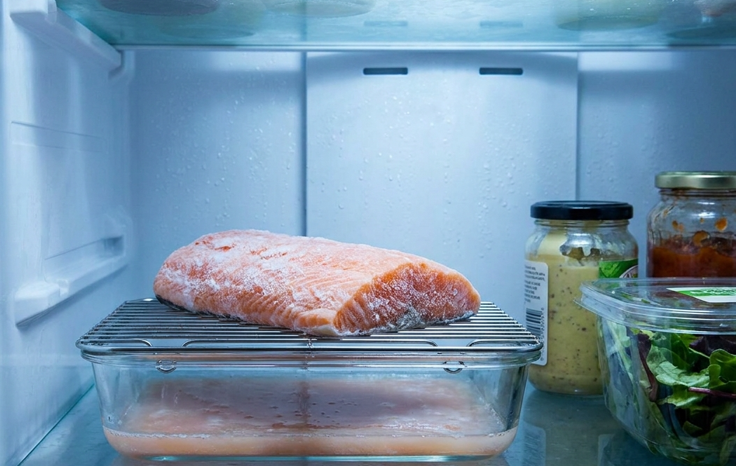 Cómo congelar pescado para sushi y sashimi en casa: seguridad y textura