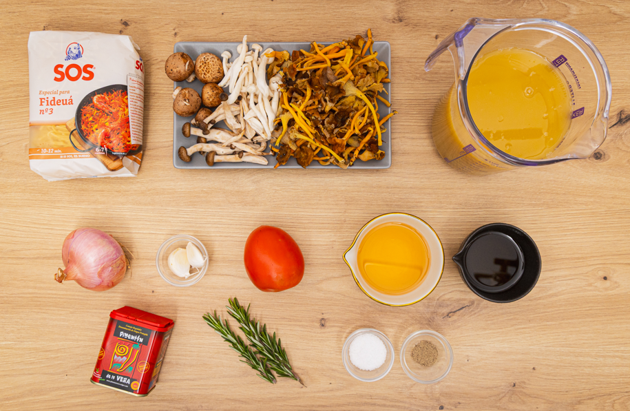 Fideuá de setas. Receta especial para el otoño