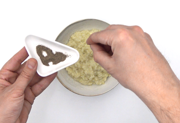 Risotto a los 4 quesos cremoso: receta italiana fácil