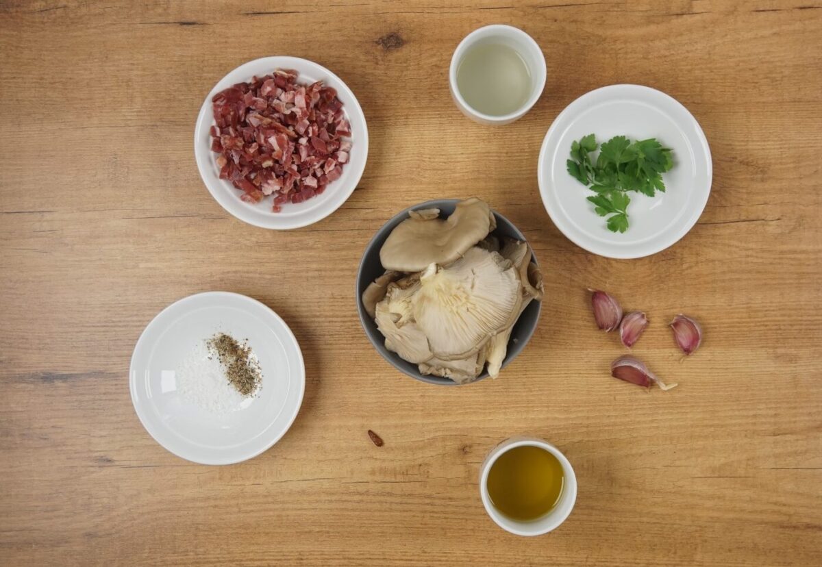 Setas al ajillo con jamón